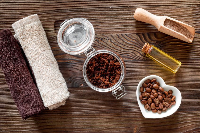 Scrub caffè e olio di cocco