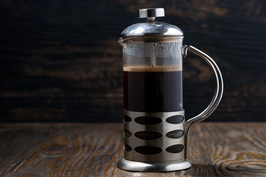 preparare il caffè con la french press